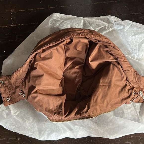 Burberry Brown Puffer Jacket - Picture 14 of 14